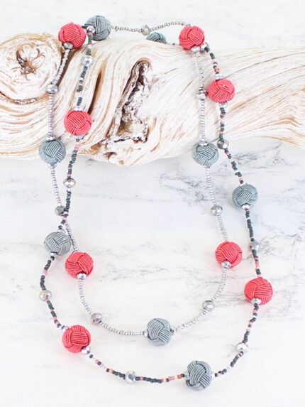 DC6302PK LONG BEADED NECKLACE WITH THREAD BALLS