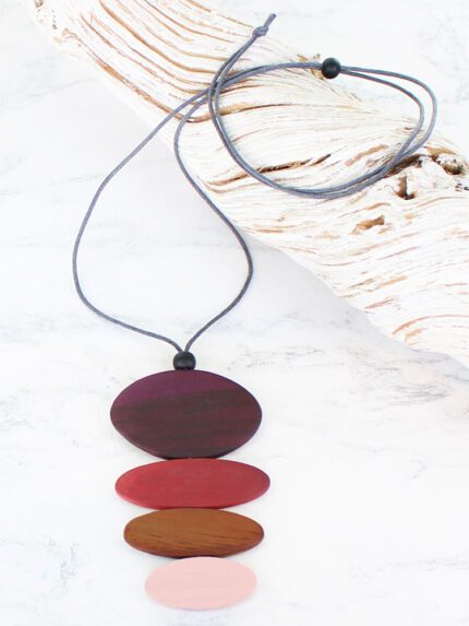 FB1309PU STACKED WOODEN OVAL PENDANT NECKLACE