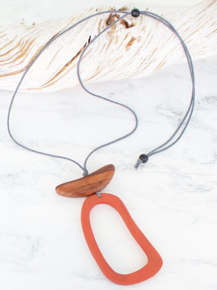 FB1319OR OPEN WOODEN PENDANT NECKLACE