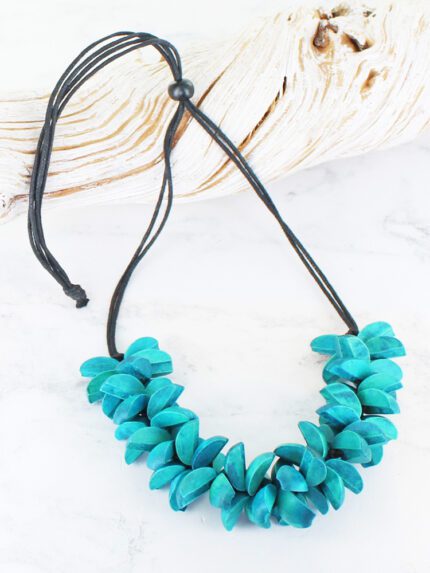 FB6301TU WOODEN CLUSTER NECKLACE