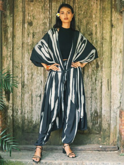 LS6401BL LONG ABSRACT KIMONO WITH BELT