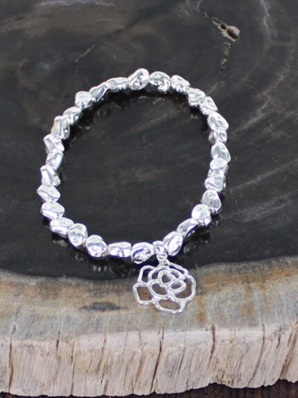 SP101R ELASTICATED NUGGET BRACELET WITH ROSE CHARM [SILVER-PLATE]